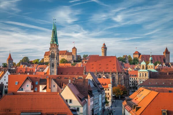 Panoramablick über die Nürnberger Altstadt mit Kaiserburg und St. Sebaldus Kirche – Standort des VSD Sicherheitsdienstes